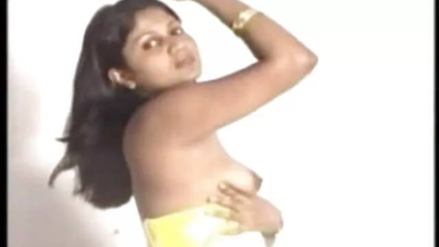 જૂથો માં પોર્ન આ રમત બીપી વીડીયો પિક્ચર બોક્સ