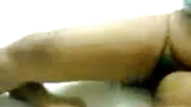 ઘરની સ્ત્રી ઉપર fucks સાથે સેક્સ બીપી વીડીયા ગુજરાતી મશીન