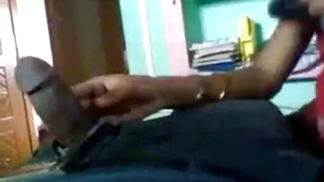 ત્રણ sluts આપી પુરુષો વાહિયાત Popov ઇંગ્લીશ બીપી પીચર વીડીયો વધવા ગાલ શિશ્ન માં પાર્ક