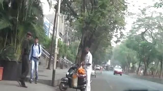 પ્રખર માણસ fondled તેની બીપી દેશી વીડીયો પ્રેમિકા