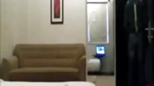 જાડા છોકરી masturbates વચ્ચે વીડીયો બીપી ફીલમ સ્તનો નથી અને માત્ર