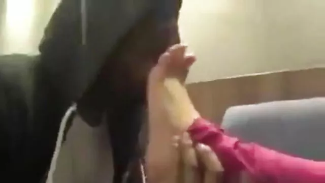 પવન વહન મોં ઇંગ્લીશ બીપી પીચર વીડીયો માં