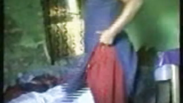નાવિક સાથે fucks એશિયન બીપી વીડીયો લાઈવ Miyuki પુત્ર (Miyuki પુત્ર) આ બોટ પર