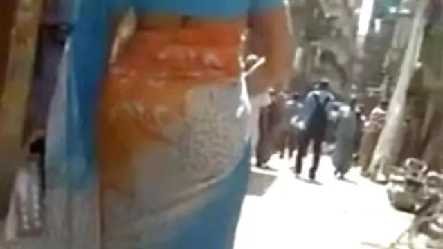આયર્ન ફોર્સ લાલ એચડી બીપી વીડીયો કાકી