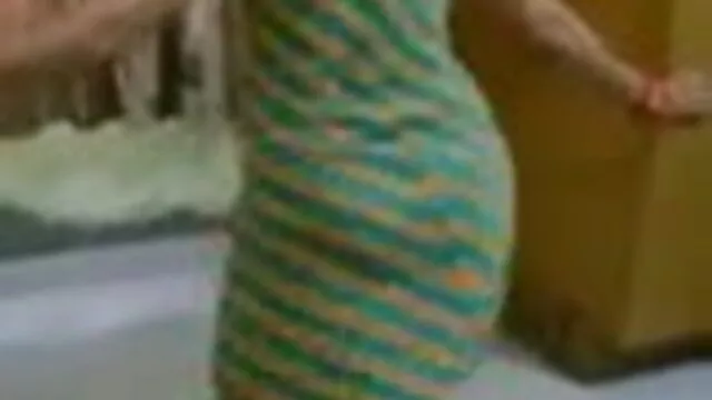 18yo છોકરી સમગ્ર એપાર્ટમેન્ટમાં માટે સની લિયોન સેકસી બીપી વીડીયો કરવામાં સંતોષ આધેડ પાન